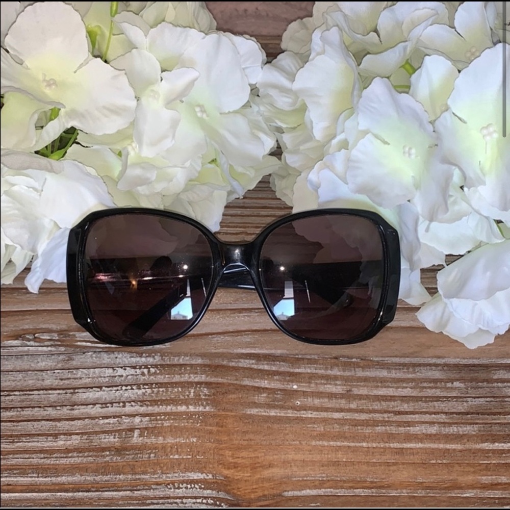Marc Jacobs Oversized Black Sunglasses